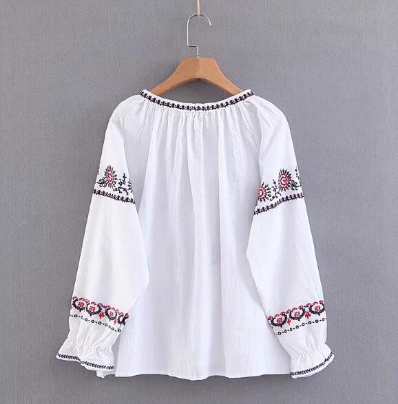 Angkasa Folk Embroidery Tassel Blouse