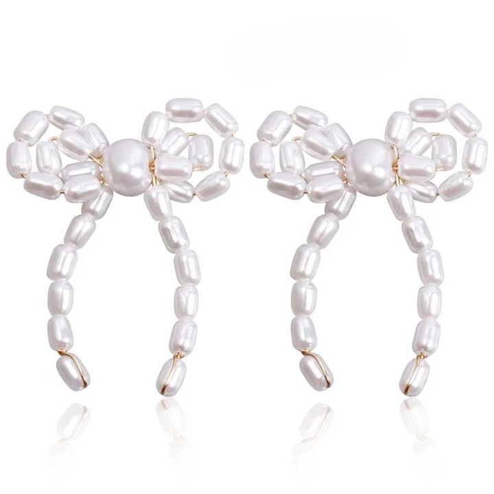 Wella Pearl Bowknot Stud Earrings