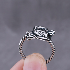 Viking Wolf Head Leader Ring