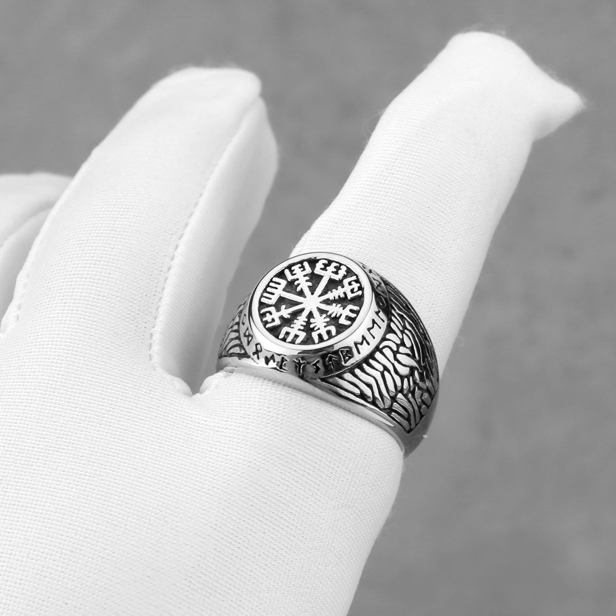 Vikings Road Vegvisir Ring