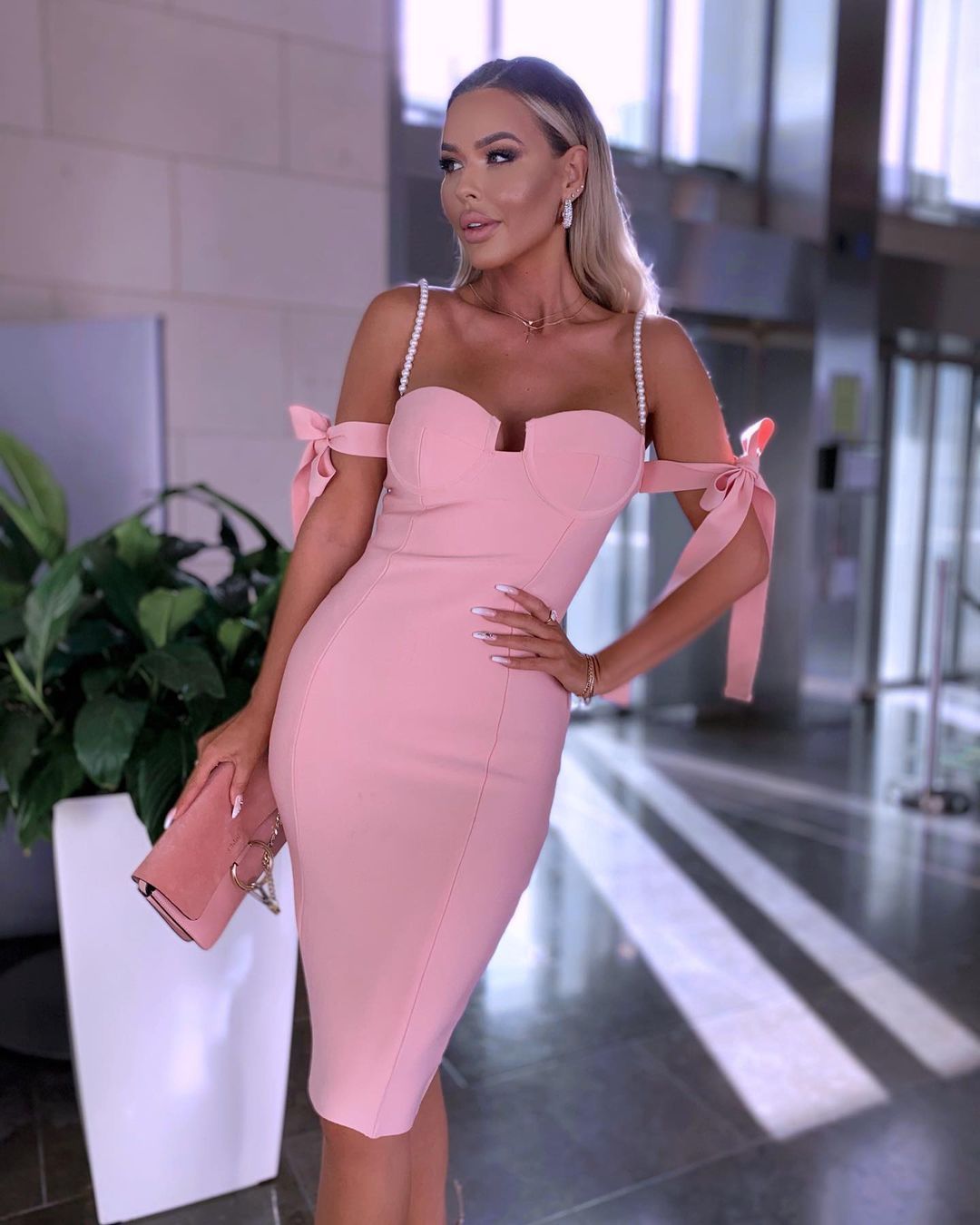 Tori Pink Midi Dress